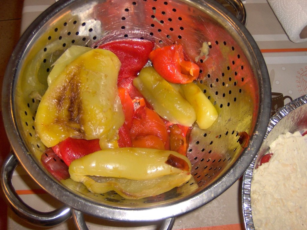 Tarta din ardei cu branza