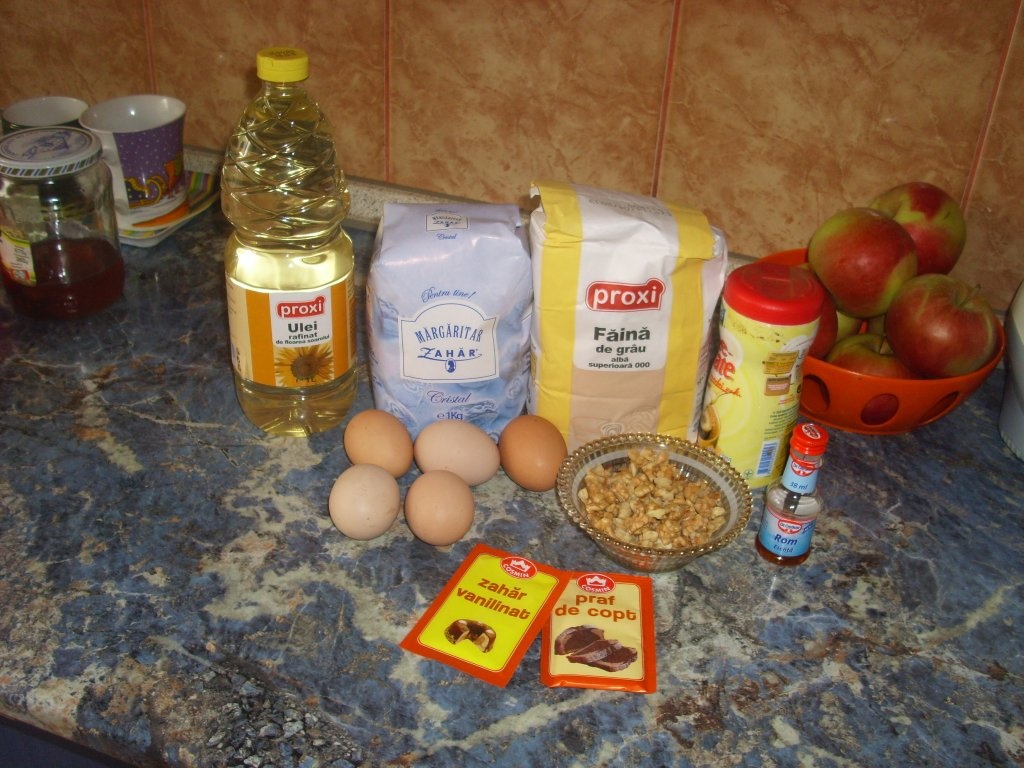 Chec cu nuca si ciocolata