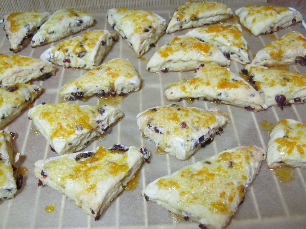 Biscuiti englezesti( shortbread)cu merisoare si portocale