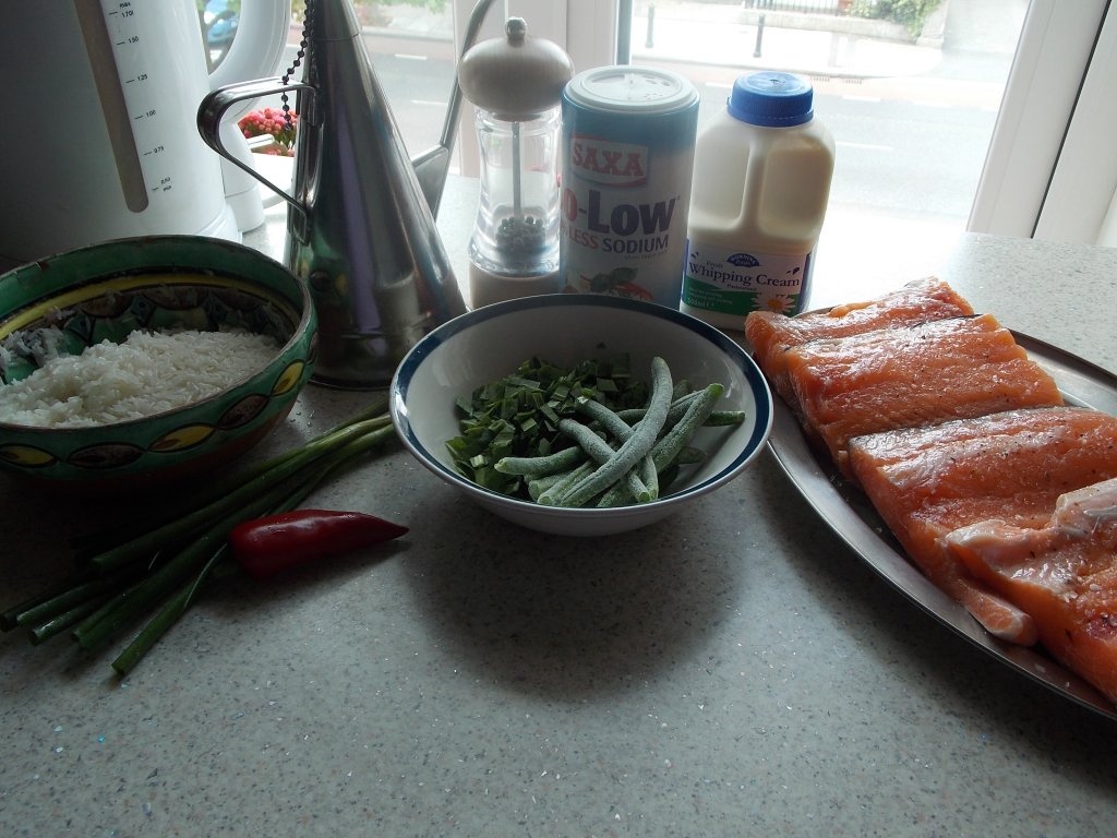 Somon cu orez jasmine