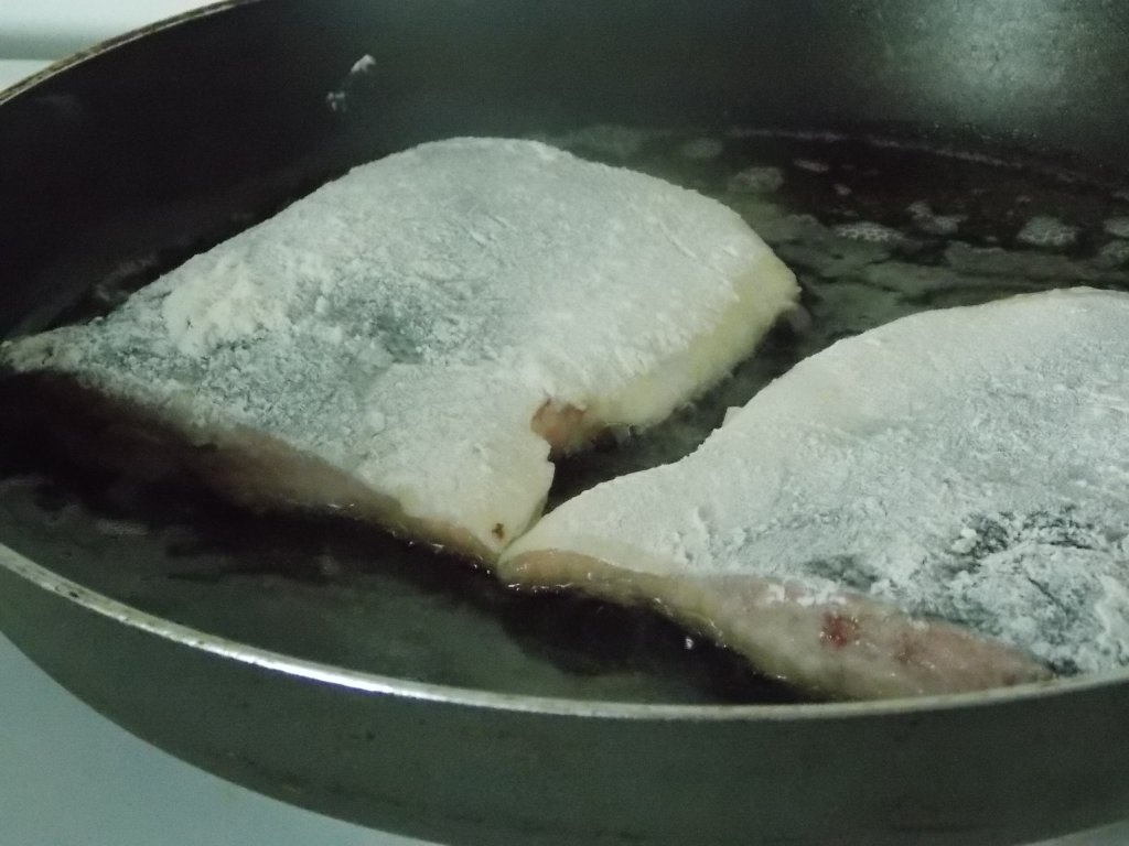 Somon cu orez jasmine