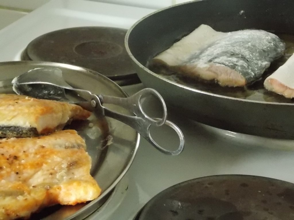 Somon cu orez jasmine