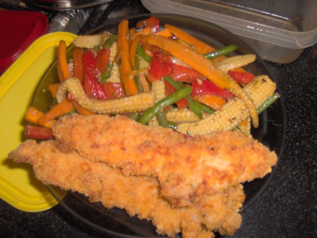 Snitel pane copt cu legume la wok