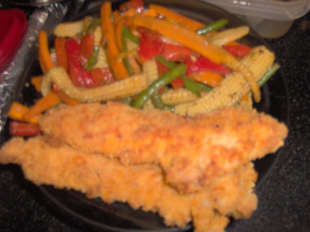 Snitel pane copt cu legume la wok