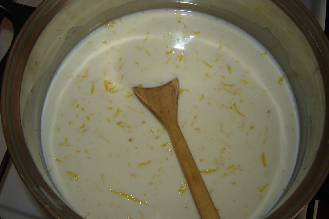 Prajitura in foi cu crema de lamaie