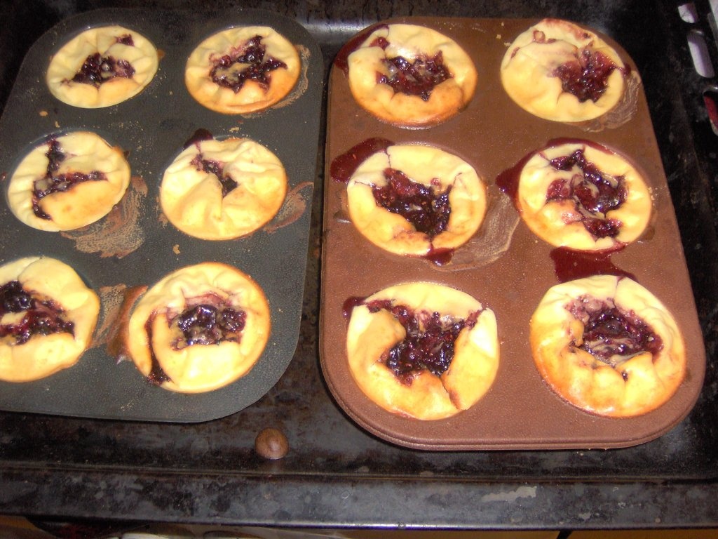 Prajiturele din branza cu amestec de gem