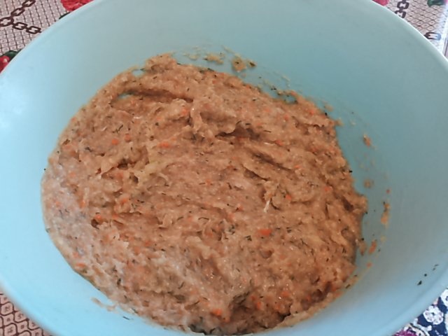 Chiftele de pui si curcan