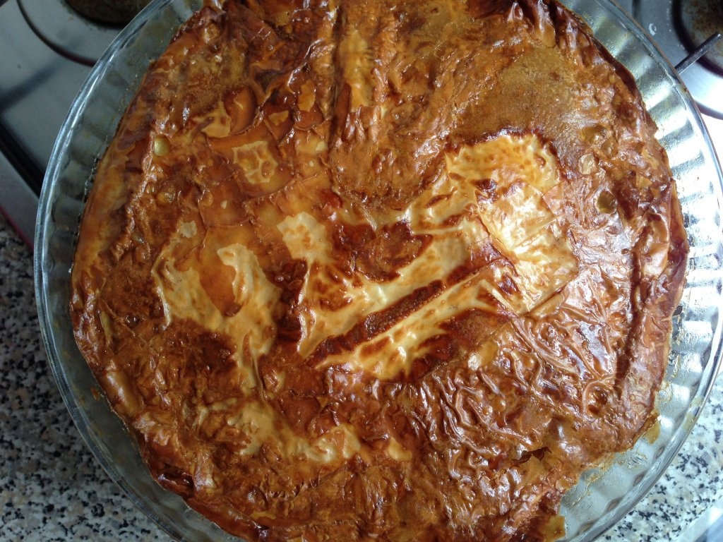 Placinta cu pui, ciuperci si branza