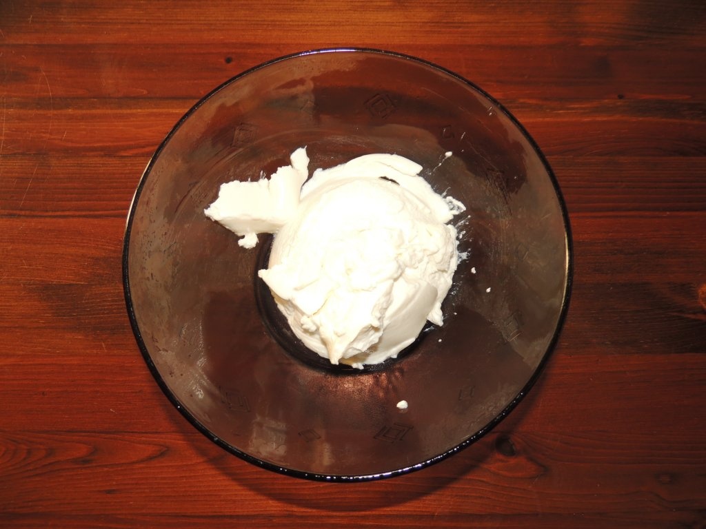 Aperitiv cu somon afumat si ricotta