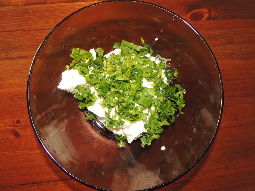 Aperitiv cu somon afumat si ricotta