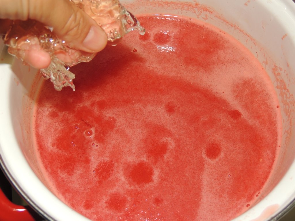 Jeleu de pepene rosu ( lubenita)