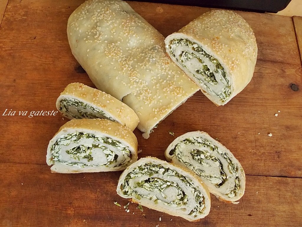 Paine cu urda si leurda