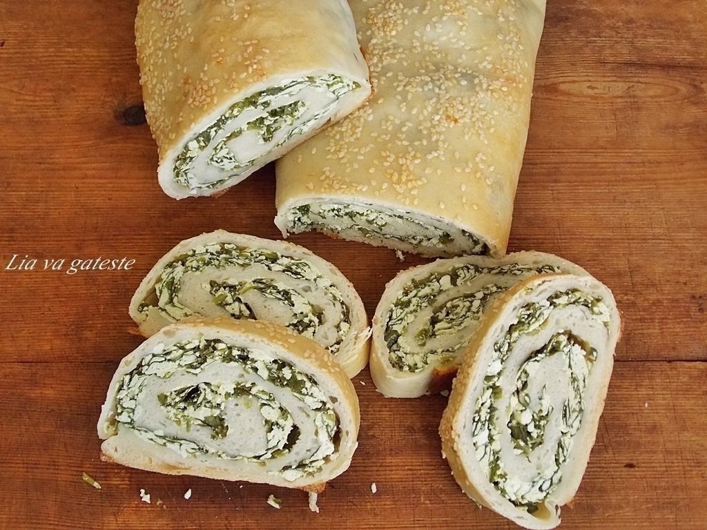 Paine cu urda si leurda