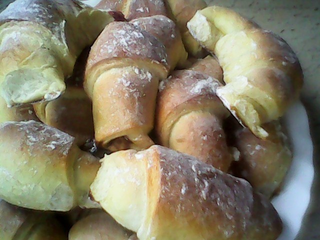 CORNURI FOARTE PUFOASE