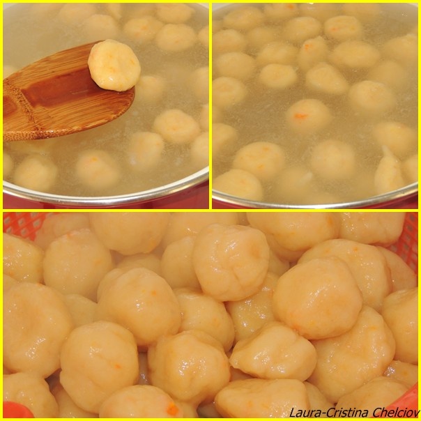 Gnocchi cu morcovi si cartofi(facuti in casa) in sos tomat