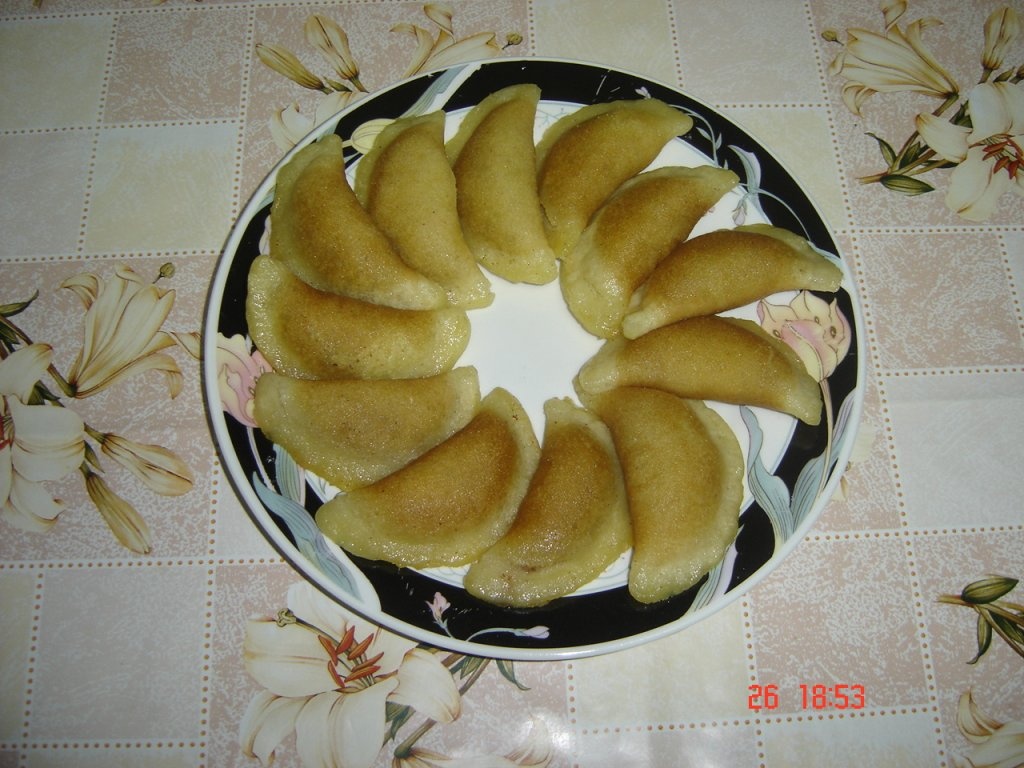 Cataief cu nuca si branza dulce-specific tarilor arabe in Ramadan