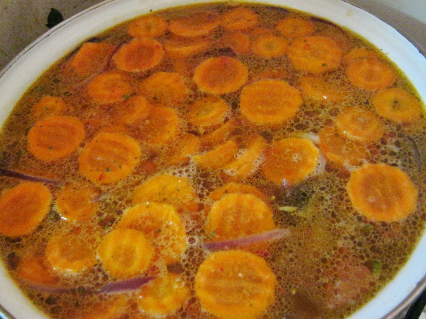 Ciorba ungureasca cu galuste din cartofi