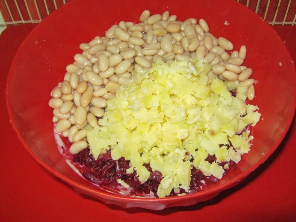 Salata de sfecla rosie -aperitiv