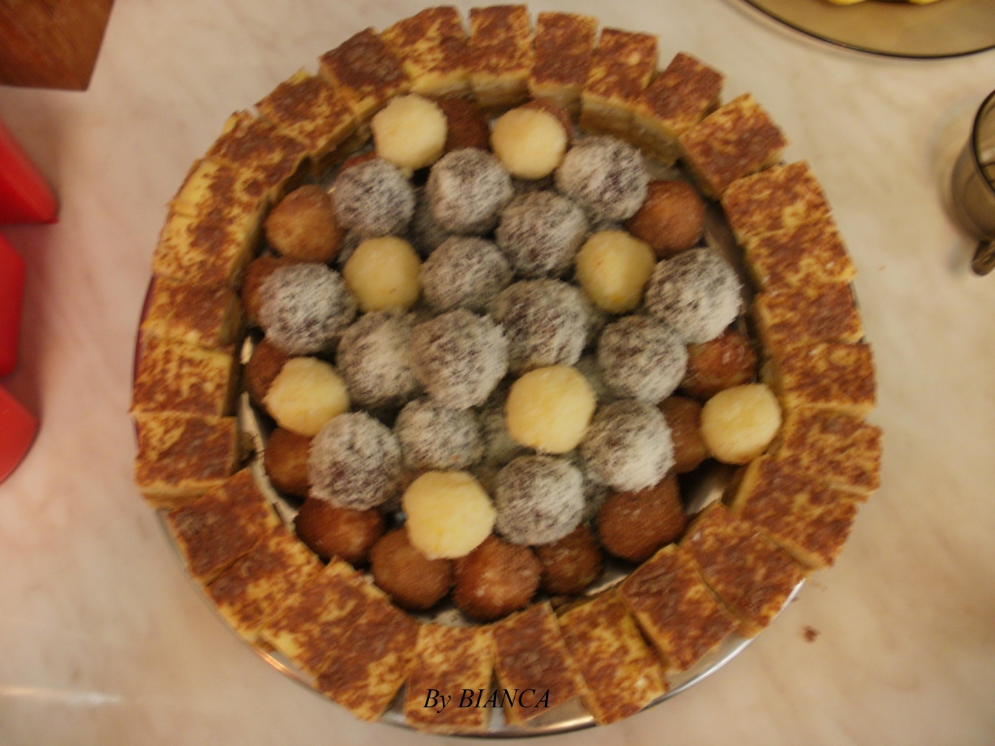 Prajitura cu nuca, caramel si vanilie