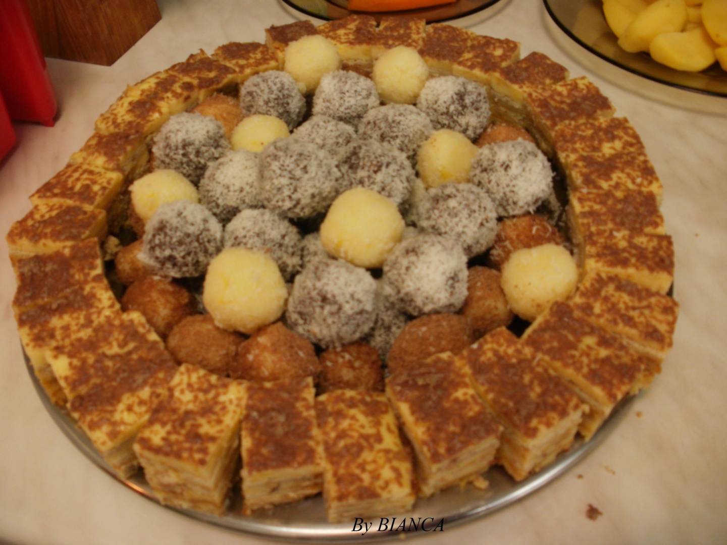 Prajitura cu nuca, caramel si vanilie