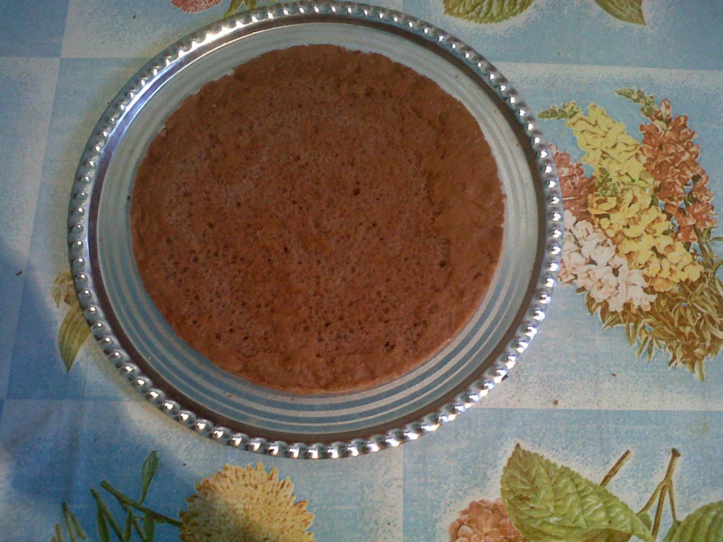Tort de ciocolata cu M&M - reteta usoara si rapida