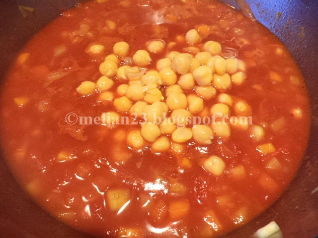 Couscous Royal cu merguez