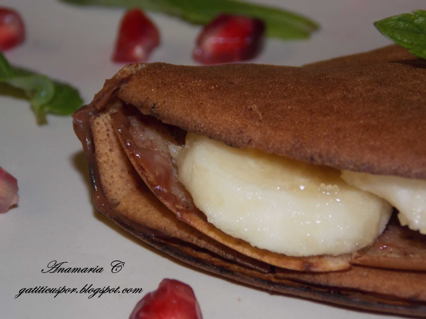 Clatite cu ciocolata si banane