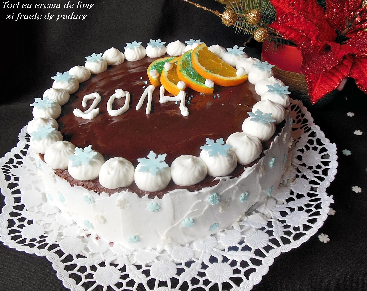 Tort cu crema de lime si fructe de padure