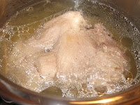 Friptura cu pulpa de porc si carnati