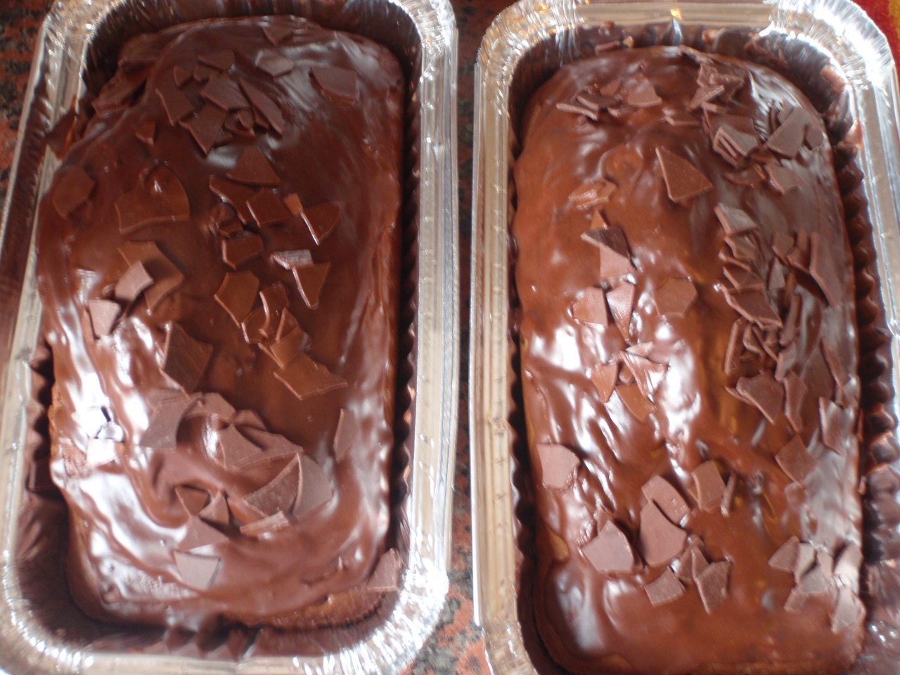 Cake de ciocolata cu fructe confiate