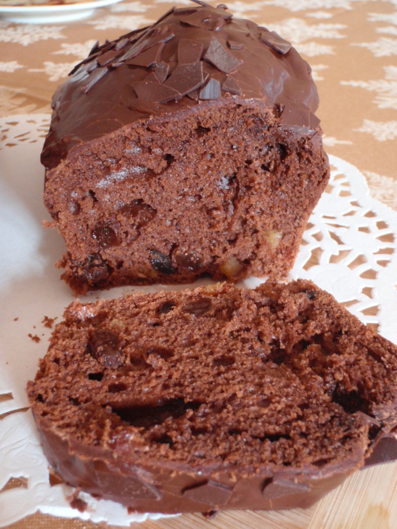 Cake de ciocolata cu fructe confiate