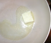 Pulpa de curcan in sos de unt si rosmarin