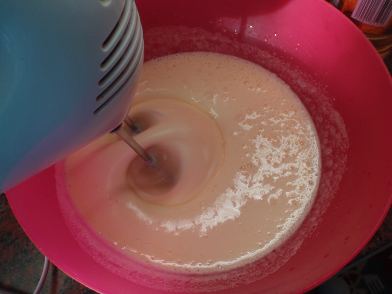 Muffins cu crema de vanilie