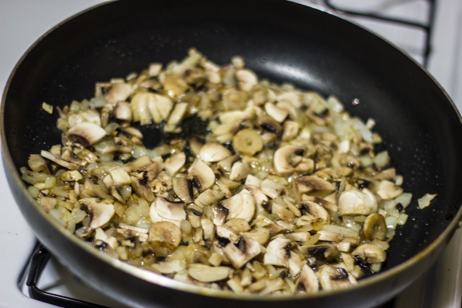 Supa de rosii cu ciuperci