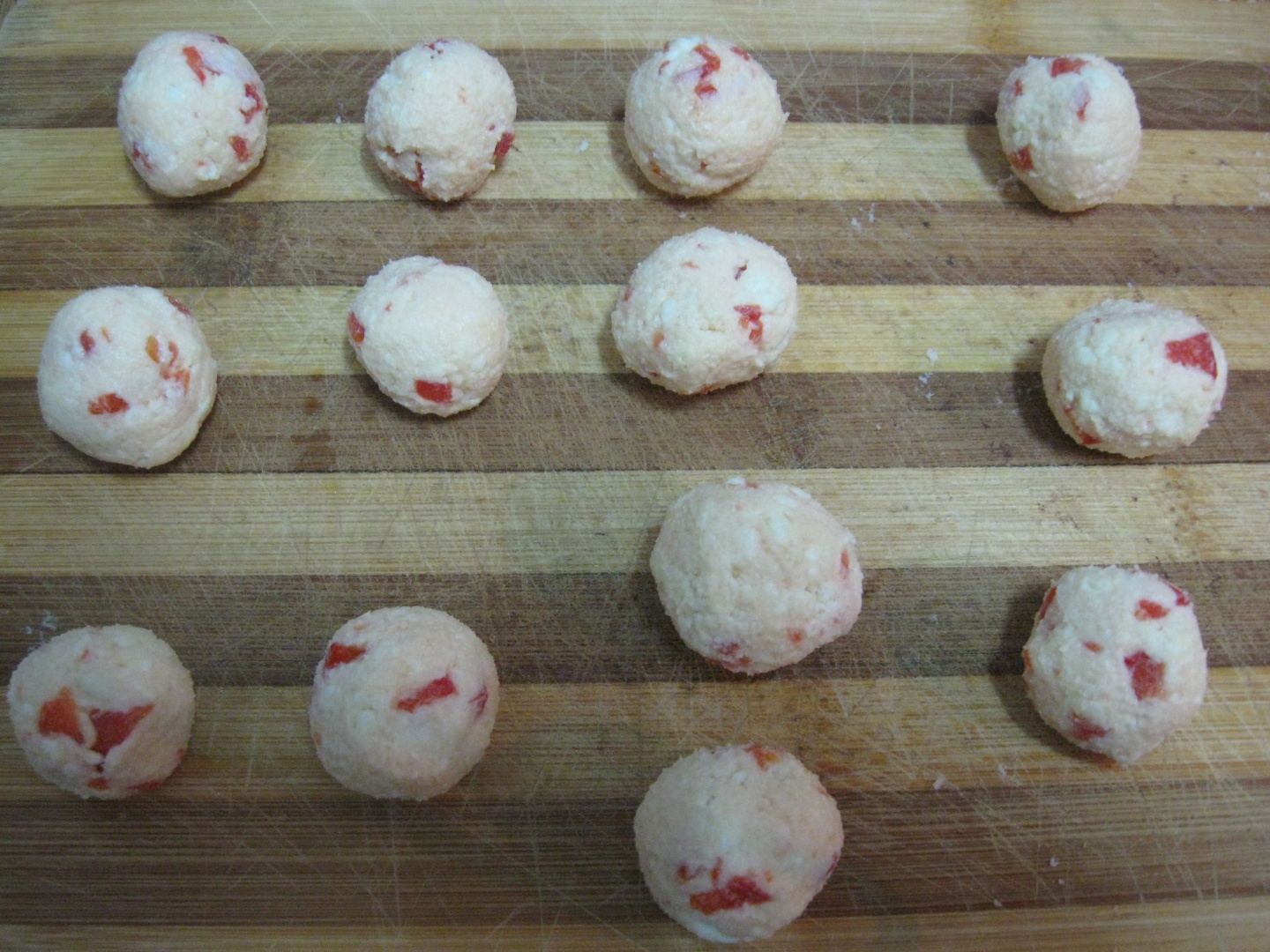 BILUTE DE BRANZA IN INVELIS DE CONDIMENTE