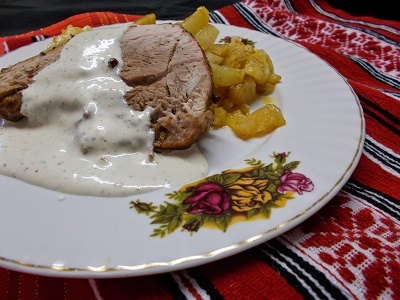 Pulpa de porc la cuptor cu sos de mustar