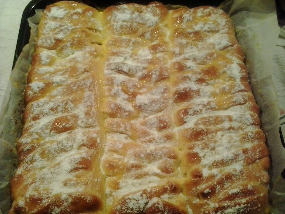Strudel cu mere