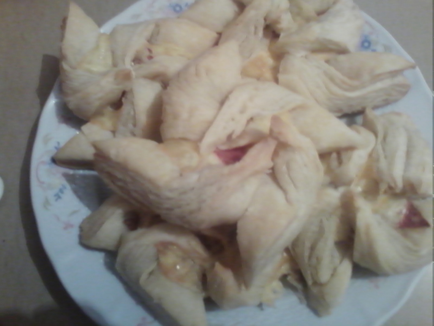 Aperitiv "Morisca" cu salam si cascaval