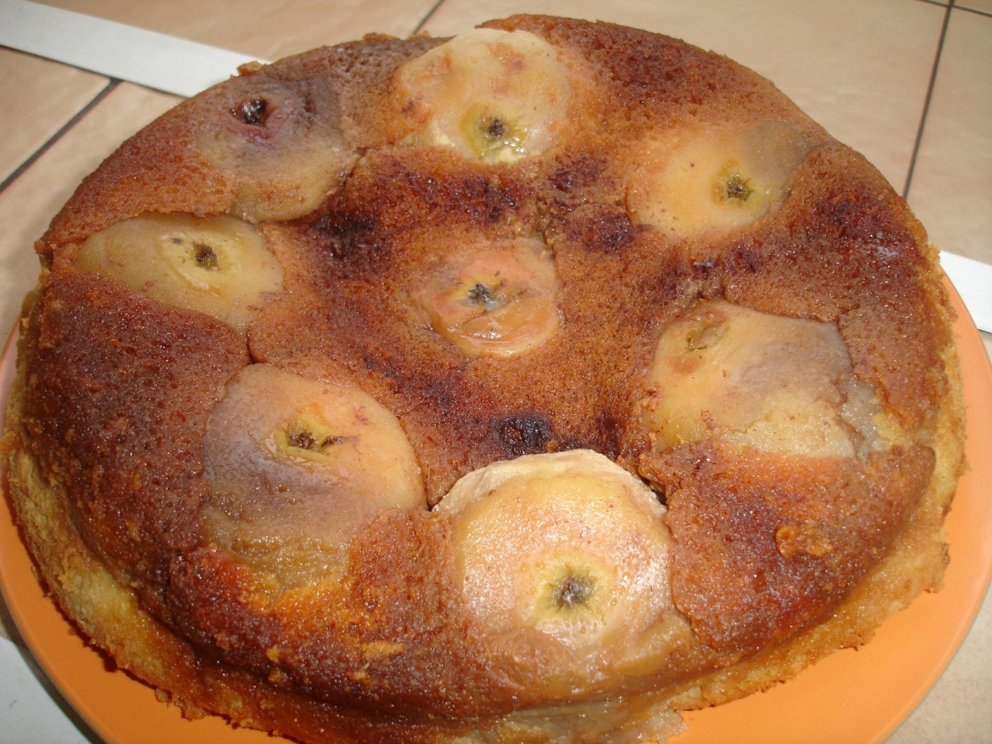 Tort de mere cu dulceata