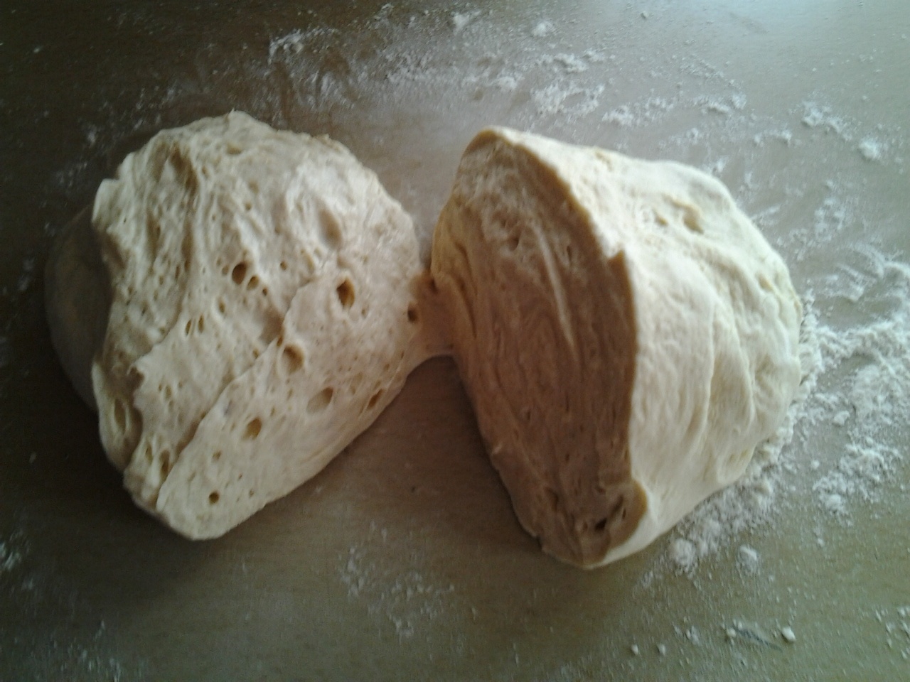 Paine de casa cu cartofi