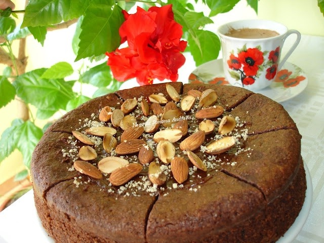 Tort de ciocolata cu migdale si nuci reteta by Jamie Oliver