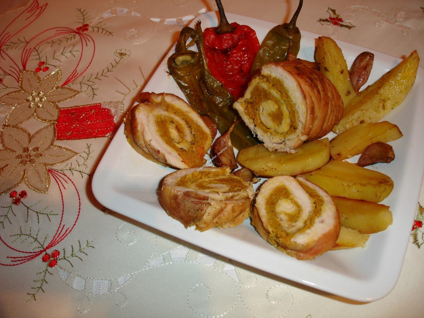 Rulada de curcan cu legume