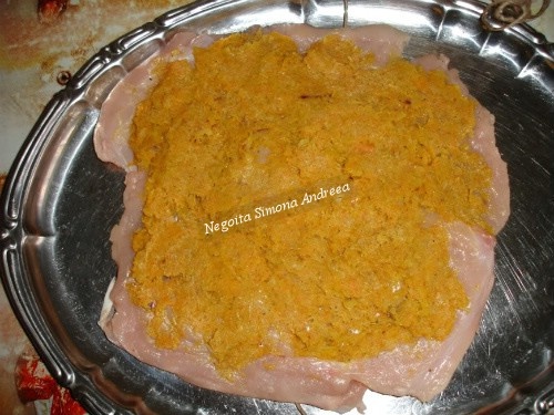 Rulada de curcan cu legume