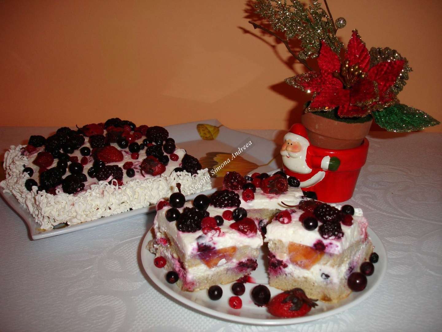 Prajitura cu branza si fructe