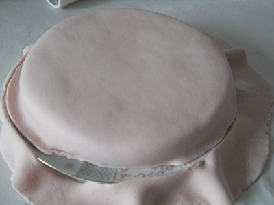 Tort fondant cu crema Nutella