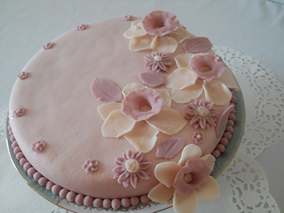 Tort fondant cu crema Nutella