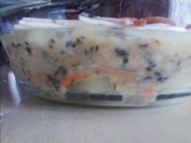 Musaca de pui cu masline si legume