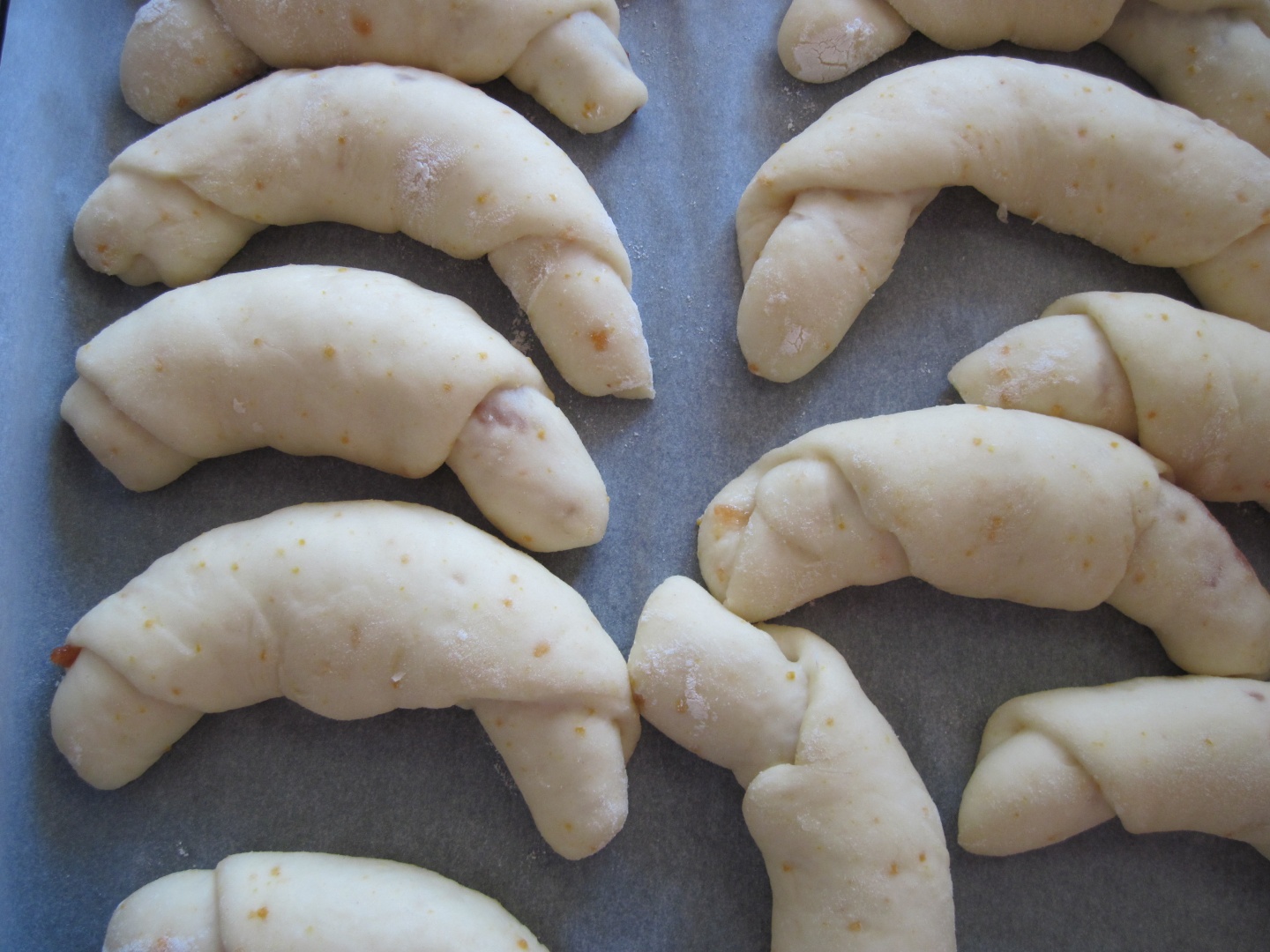 Cornuri dulci umplute