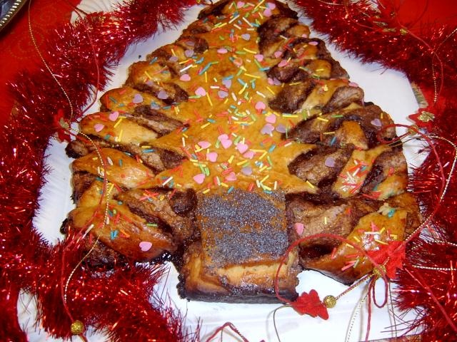 Cozonac cu ciocolata si nuca "Bradut"