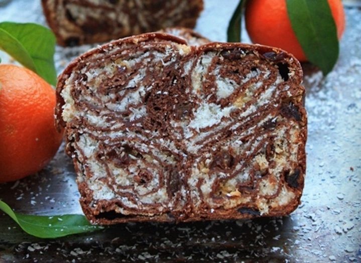 Cozonac minunat cu cocos si mandarine